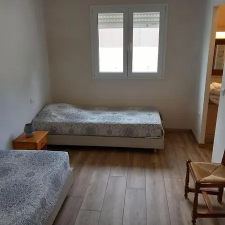 Villa, Proche Plages, 4 Avec Piscine Privee. Roquebrune-sur Argens