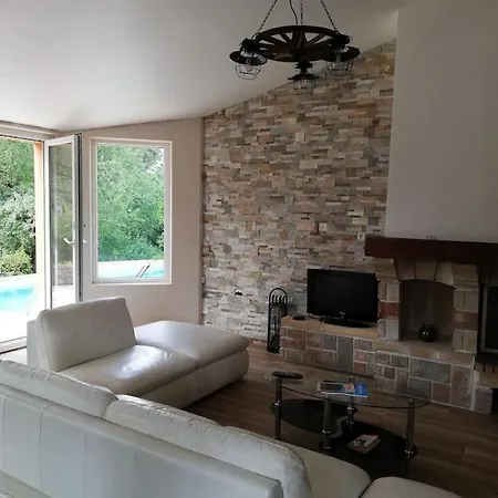 Villa Villa, Proche Plages, 4 Avec Piscine Privee.
