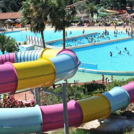 Villa, Proche Plages, 4 Avec Piscine Privee. *