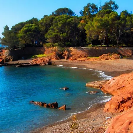 Villa, Proche Plages, 4 Avec Piscine Privee. Roquebrune-sur-Argens